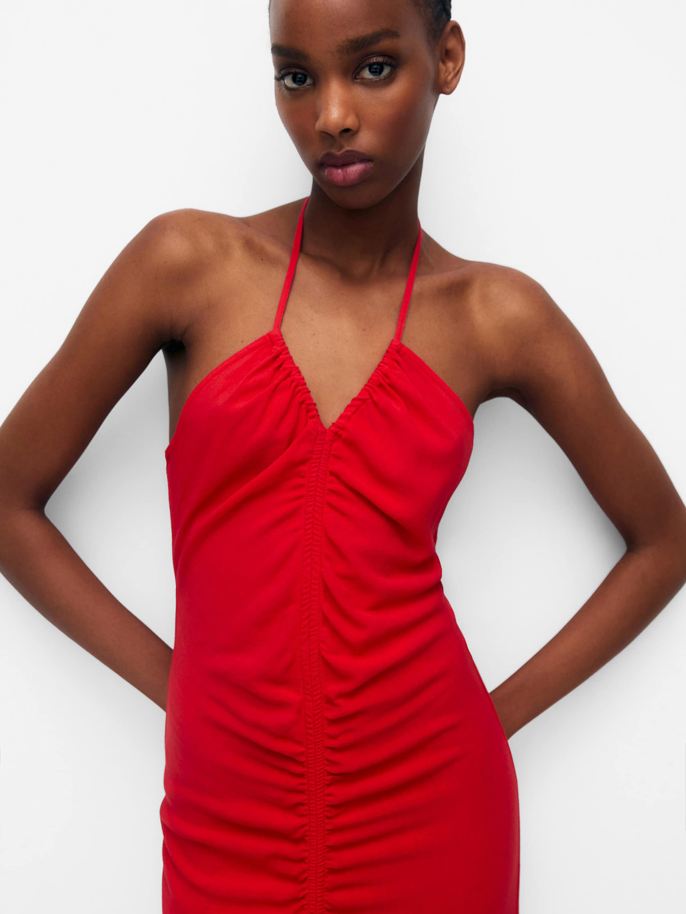 Robe de soiree Pull Bear en Rouge ABOUT YOU