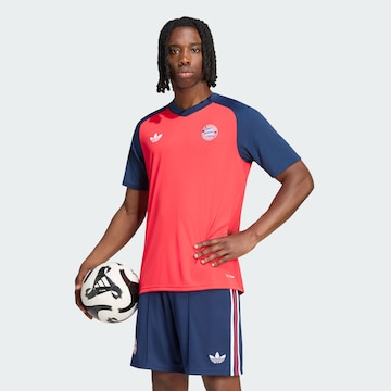 Maglia funzionale 'FC Bayern München 26/27 Pre-Match' di ADIDAS ORIGINALS in rosso: frontale