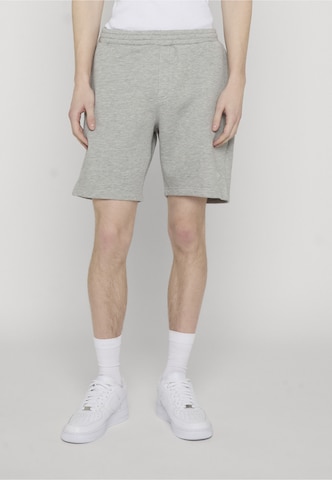 Regular Pantalon de sport 'Team Jog' UMBRO en gris : devant