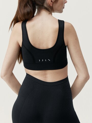 Born Living Yoga Sporttop ' Mommy Line ' in Zwart