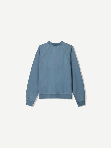 Bershka Sweatshirt i blå