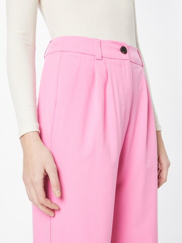 Wide Leg Pantalon à pince 'Anker' modström en rose