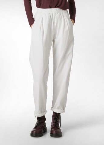 DEHA Loose fit Pleat-front trousers in White: front