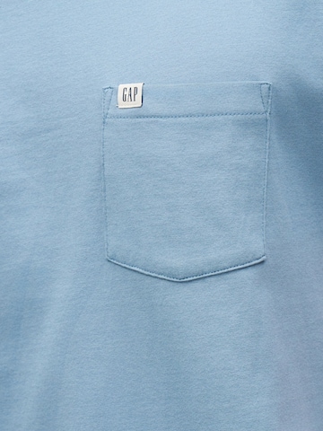 Tricou de la GAP pe albastru