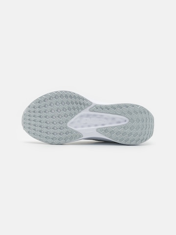 NIKE Running shoe 'Quest 6' in White