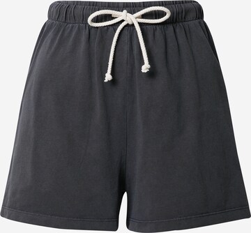 AMERICAN VINTAGE Regular Shorts in Schwarz: predná strana