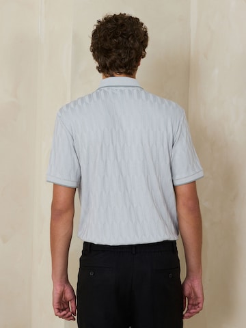 Next Shirt in Grey