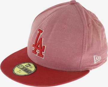 NEW ERA Hat & Cap in 56 in Red: front