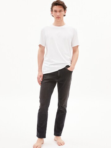 ARMEDANGELS Slimfit Jeans 'IAN' in Schwarz