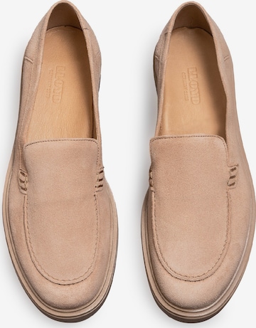 LLOYD Classic Flats in Beige