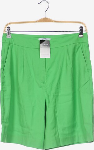 Reserved Shorts in XL in Green: front