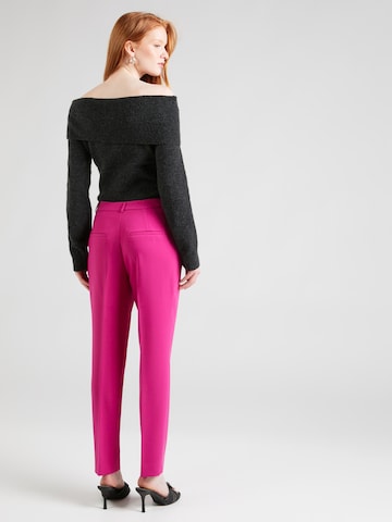 COMMA - Slimfit Pantalón de pinzas en rosa