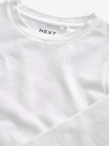Tricou de la Next pe alb