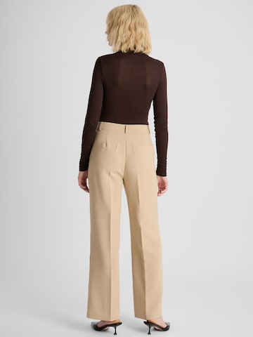 Wide leg Pantaloni cutați 'Jeromina' de la Guido Maria Kretschmer Women pe bej
