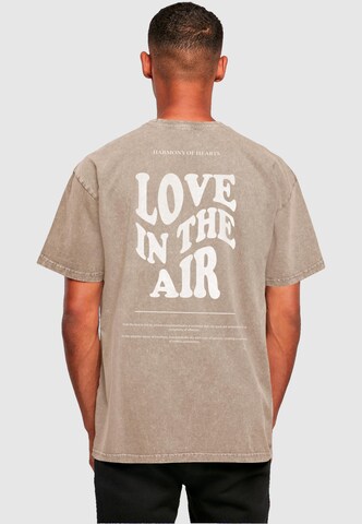 Merchcode Футболка 'Love In The Air' в Бежевый