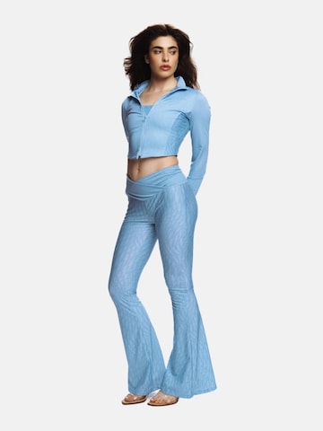 EKCENTRIK Flared Sporthose 'Baby Blue' in Blau