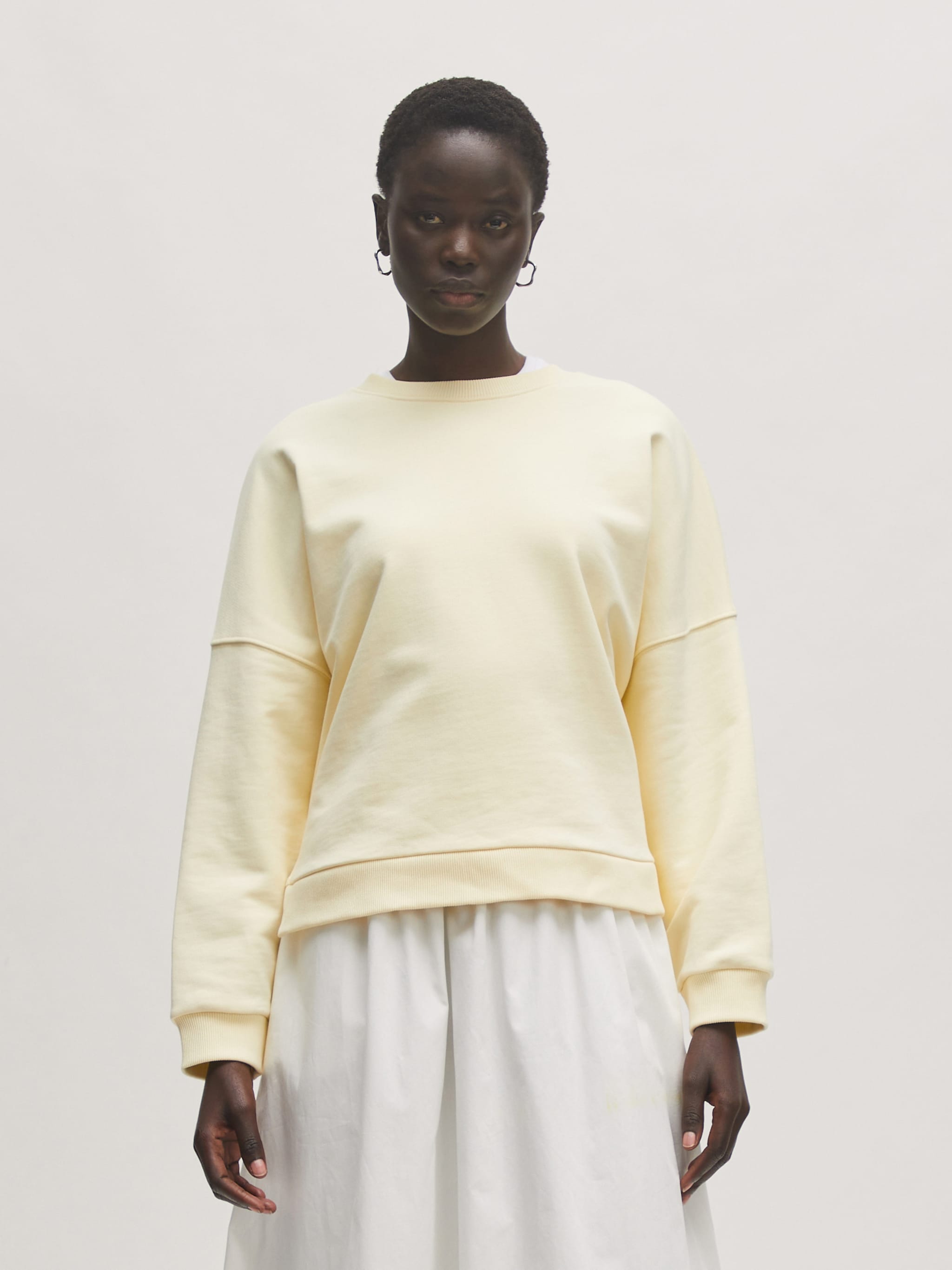 EDITED Produkte Sweatshirt 'Natacha' beige