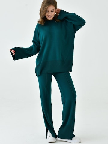 WOMAN VISION Suit in Green