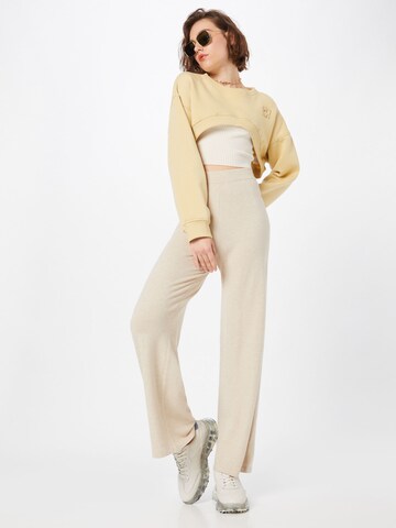 Motel - Sweatshirt 'Bacel' em amarelo