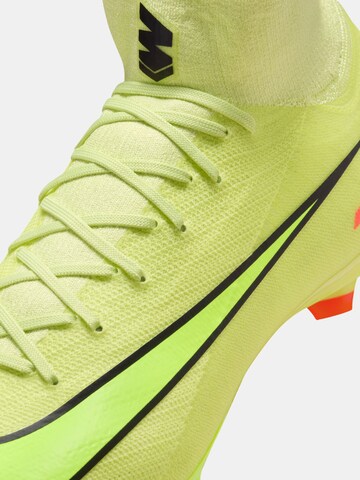 NIKE Soccer Cleats in Yellow