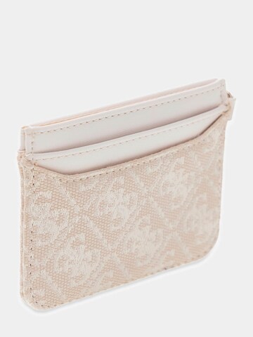 GUESS Case in Beige