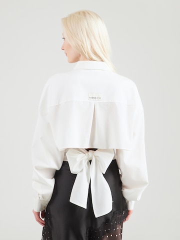 Harper & Yve Pusero 'FEMKE' värissä valkoinen