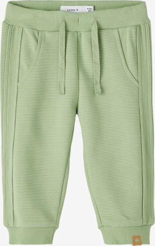 NAME IT - Tapered Calças 'DON' em verde: frente