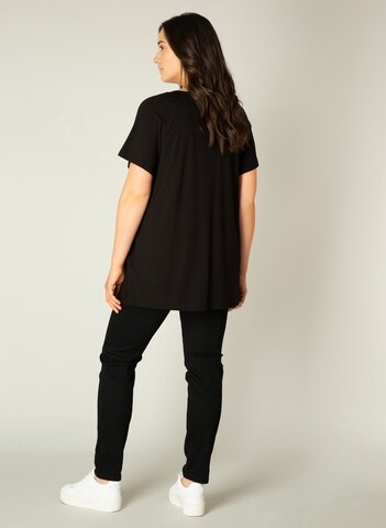 BASE LEVEL CURVY Shirt 'Yokia' in Black