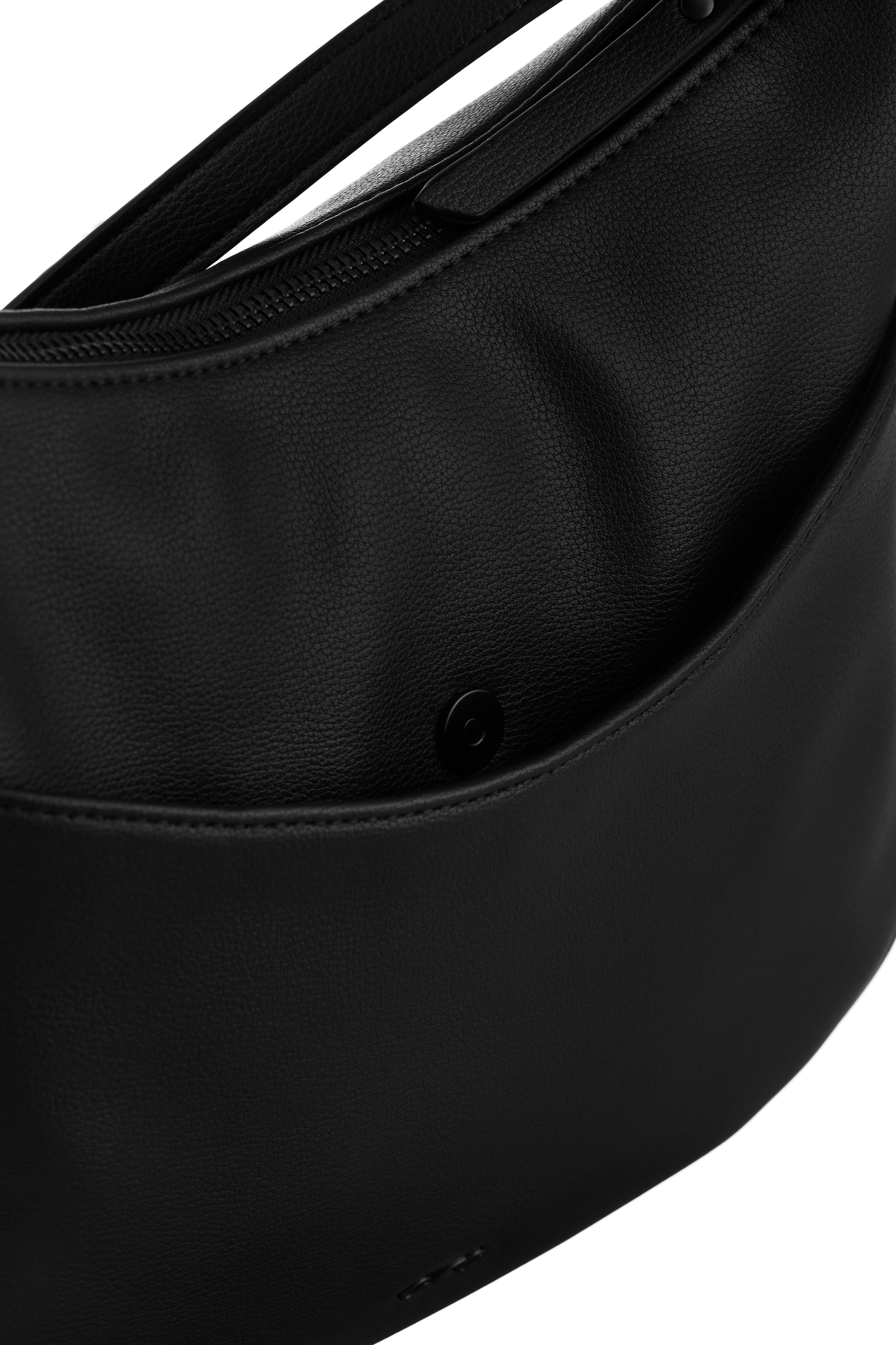 ARA Crossbody Bag in Black