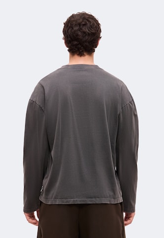 T-Shirt HOLLISTER en noir