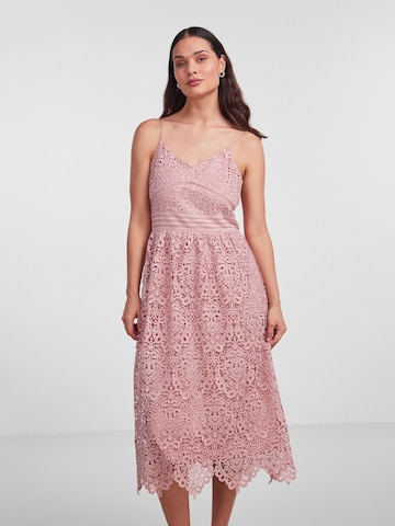 Robe 'LIV' Y.A.S en rose : devant