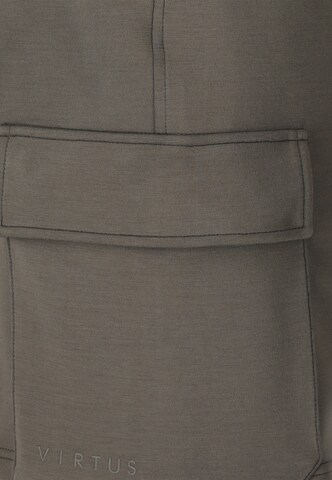 Virtus Loosefit Shorts 'Nasas' in Braun