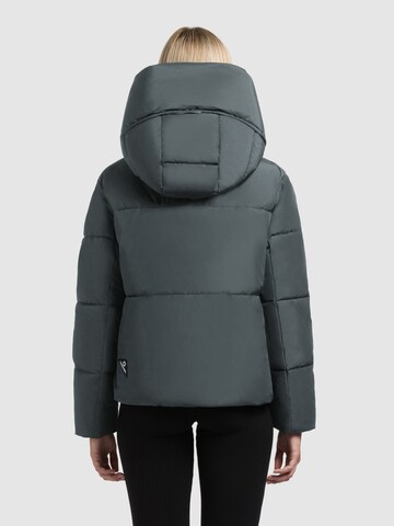Geacă de iarnă 'Audrey Matt' de la khujo pe gri