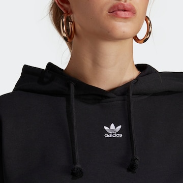 ADIDAS ORIGINALS Sweatshirt 'Adicolor Essentials' in Black