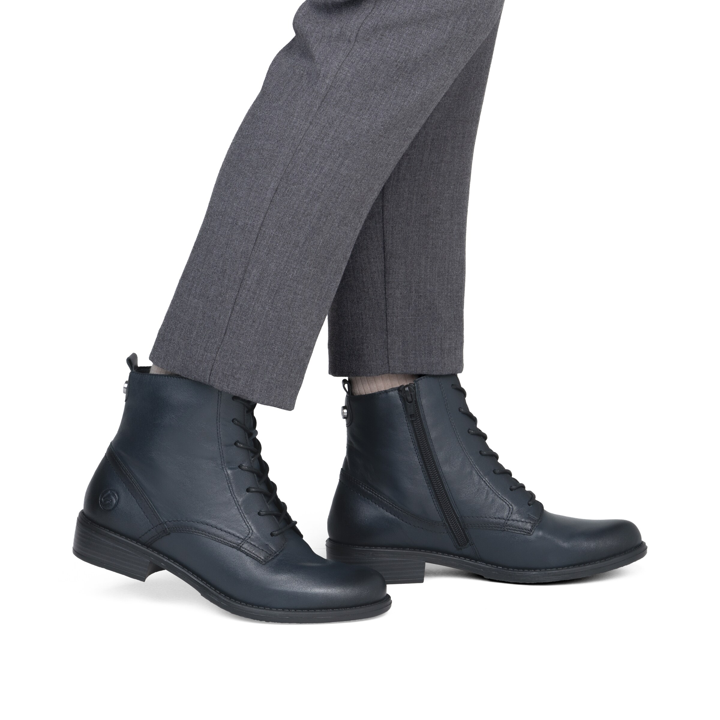 Bottines à lacets REMONTE en bleu