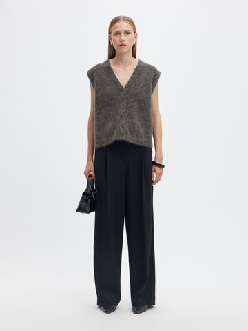 SELECTED - Chaleco de punto en gris