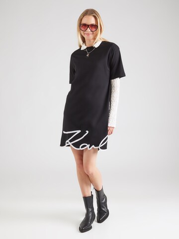 Robe Karl Lagerfeld en noir : devant