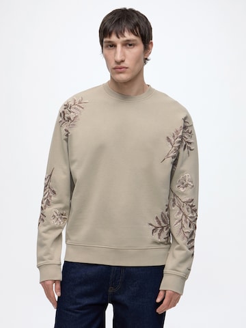 DRYKORN Sweatshirt 'KARIO 10' in Brown: front