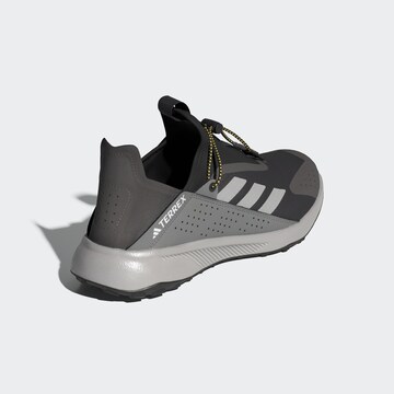 ADIDAS TERREX Outdoorschuh 'Voyager 21' in Braun