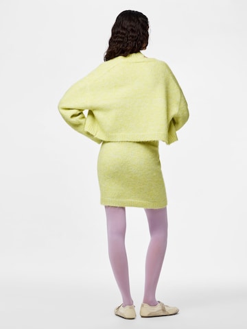 Cardigan 'PCSoftcrush' PIECES en jaune