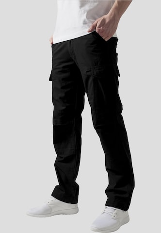 Urban Classics Regular Gargohousut värissä musta: etupuoli