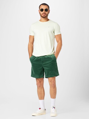 Tommy Jeans Тениска 'JASPE' в зелено