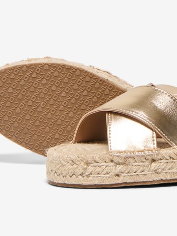 Sandalo 'ONLEMMA-2' di ONLY in oro