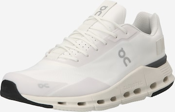 On Platform trainers 'Cloudnova Form' in White: front