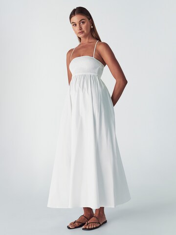 Robe d’été 'Acamar' Willa en blanc : devant