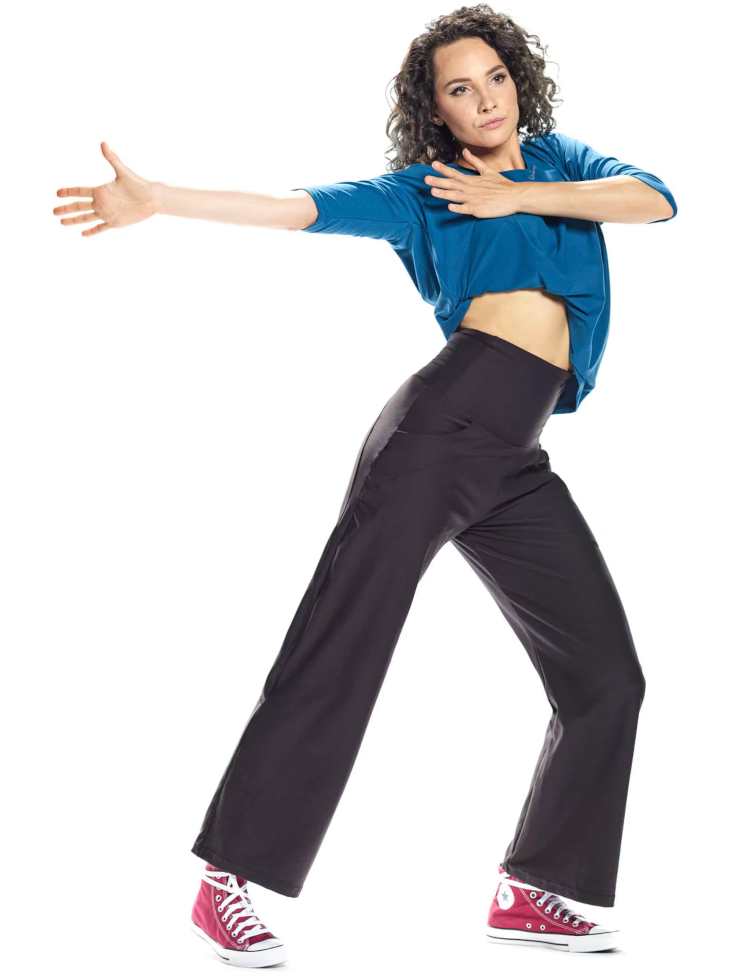 Winshape Regular Urheiluhousut 'CUL601C' värissä musta