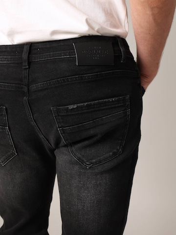 Coupe slim Jean 'Carlos' Deeluxe en noir