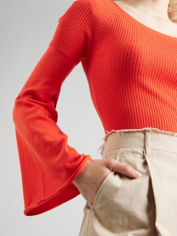 PIECES - Jersey 'PCMAGGIE' en rojo
