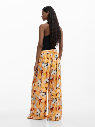 Largi Pantaloni de la Desigual pe galben