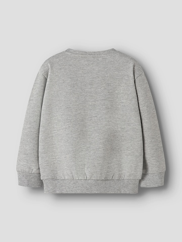 Felpa 'NMMROVAL' di NAME IT in grigio